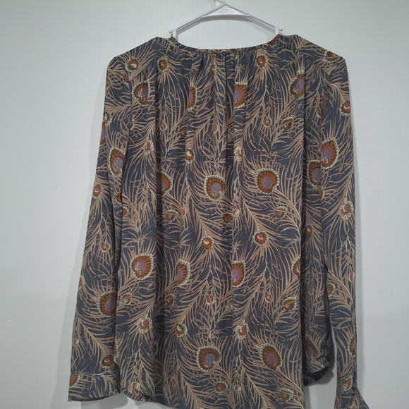 Vintage Patterned Button-Up Shirt - Picture 3 of 6
